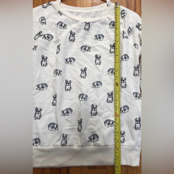 Sweatshirt bundle - Picture 7 of 10